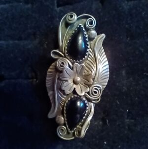 Vintage Native American Sterling Silver Onyx Teardrop Floral Ring Signed MP